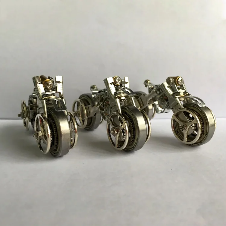 メタルアート Vintage Motorcycle 3D Metal Puzzle Kit, Silver Collector's