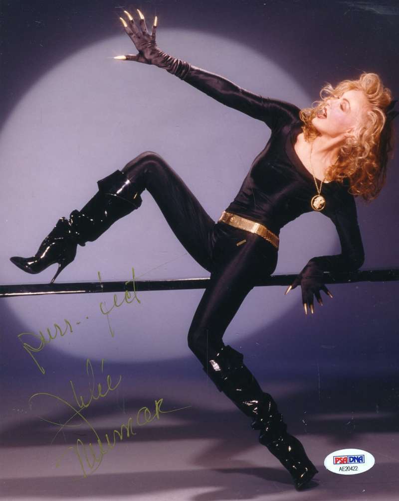 Julie Newmar Psa Dna Coa Hand Signed 8x10 Photo Poster painting Autograph Authenticated