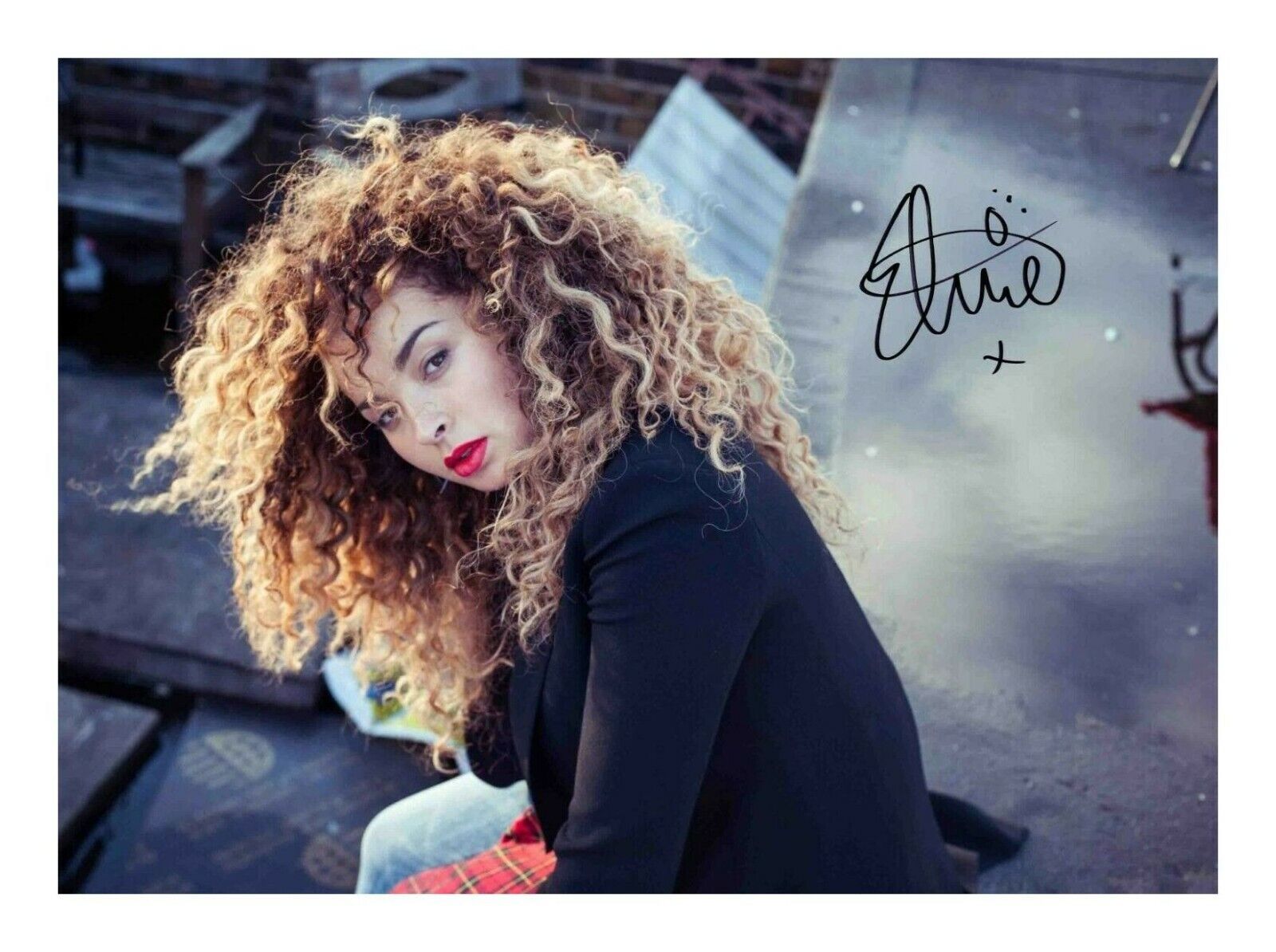 ELLA EYRE AUTOGRAPH SIGNED PP Photo Poster painting POSTER