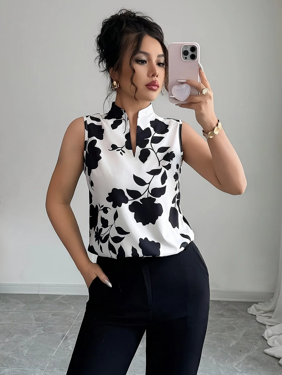 Women's Black & White Floral Print V-Neck Blouse - Structured Non-Stretch Office To Party Shirt, Easy-Care Machine Washable Top For Spring/Fall/Summer Everyday & Formal Outfits, Floral Print Blouse, Seasonal Fashion, Sophisticated Casual | IFYHOME