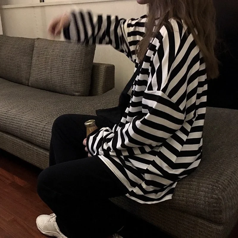 Uveng Uveng 2024 New Ins Tide Black And White Stripes Early Autumn Loose Long-Sleeved T-Shirt Schoolgirl Top
