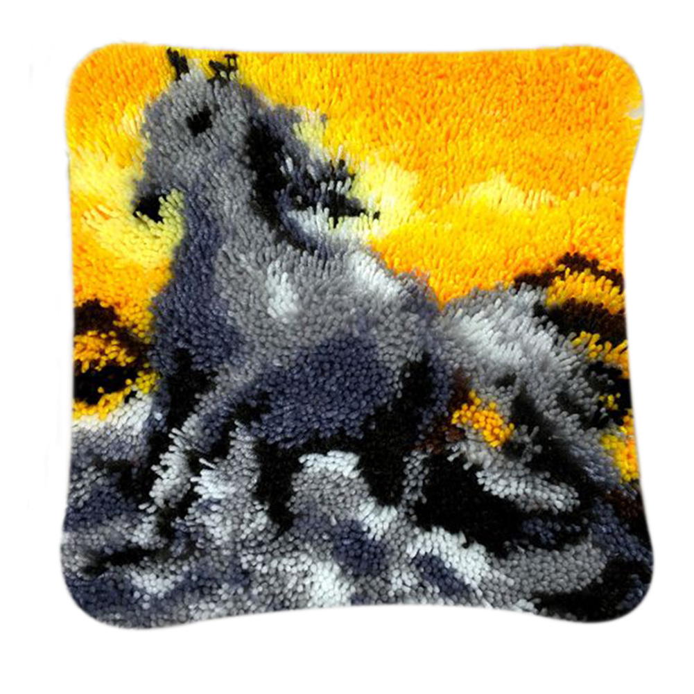 

Running Horse-Latch Hook Counted 3D Pillowcase Cross Stitch, 501 Original