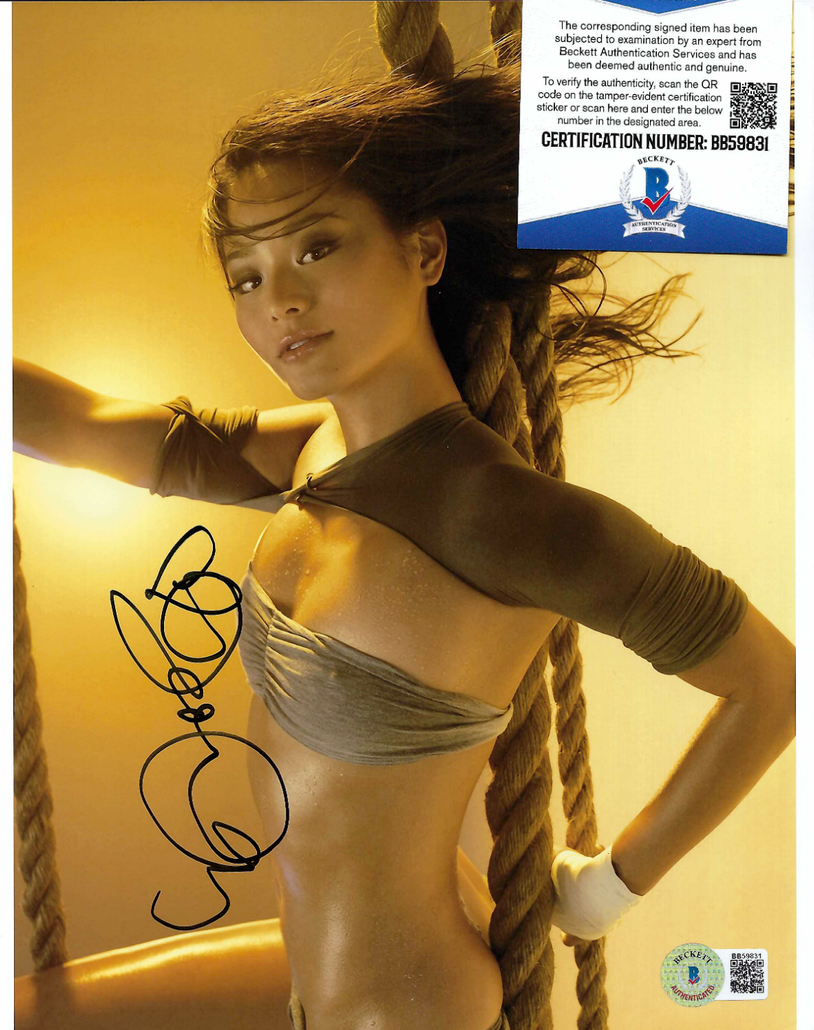 Jamie Chung signed 8x10 Photo Poster paintinggraph BAS Authenticated Once Upon a Time