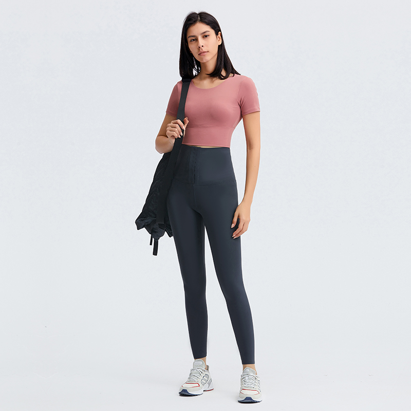 black activewear leggings