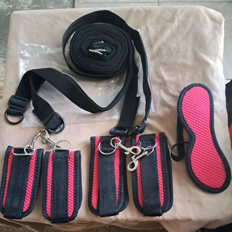 pornhint Pornhint Bed Restraint Kit Handcuffs Ankle Cuffs Blindfold - Set Couples Game BDSM - red BDSM
