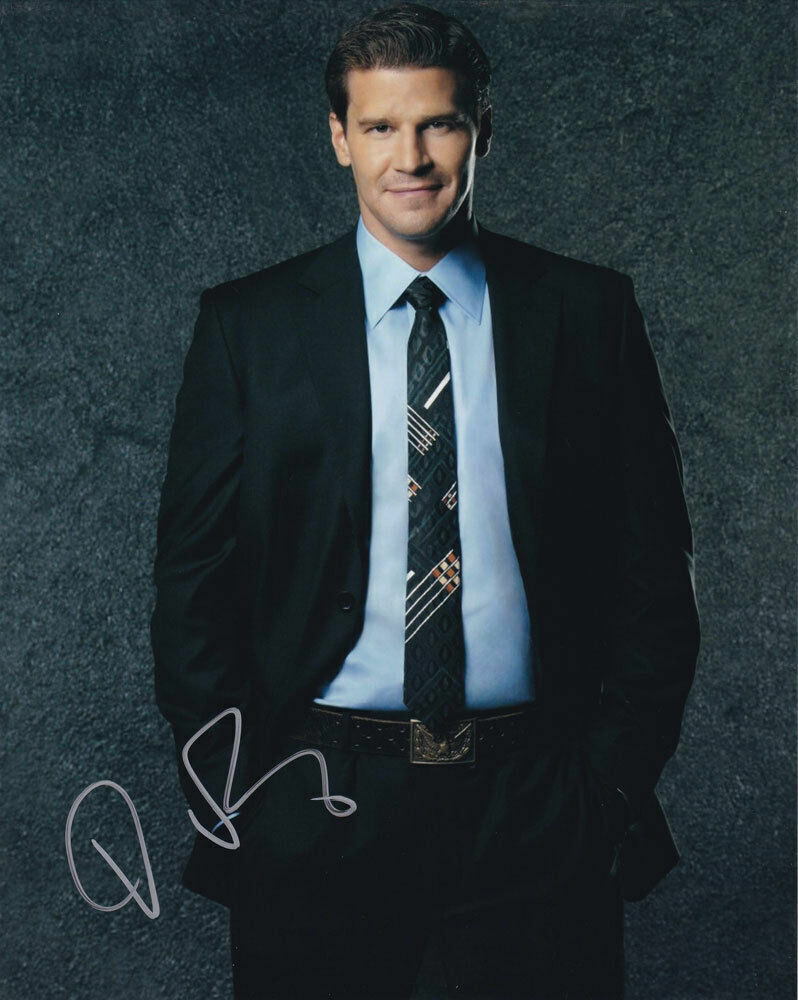 David Boreanaz Autographed Signed 8x10 Photo Poster painting ( Bones ) REPRINT