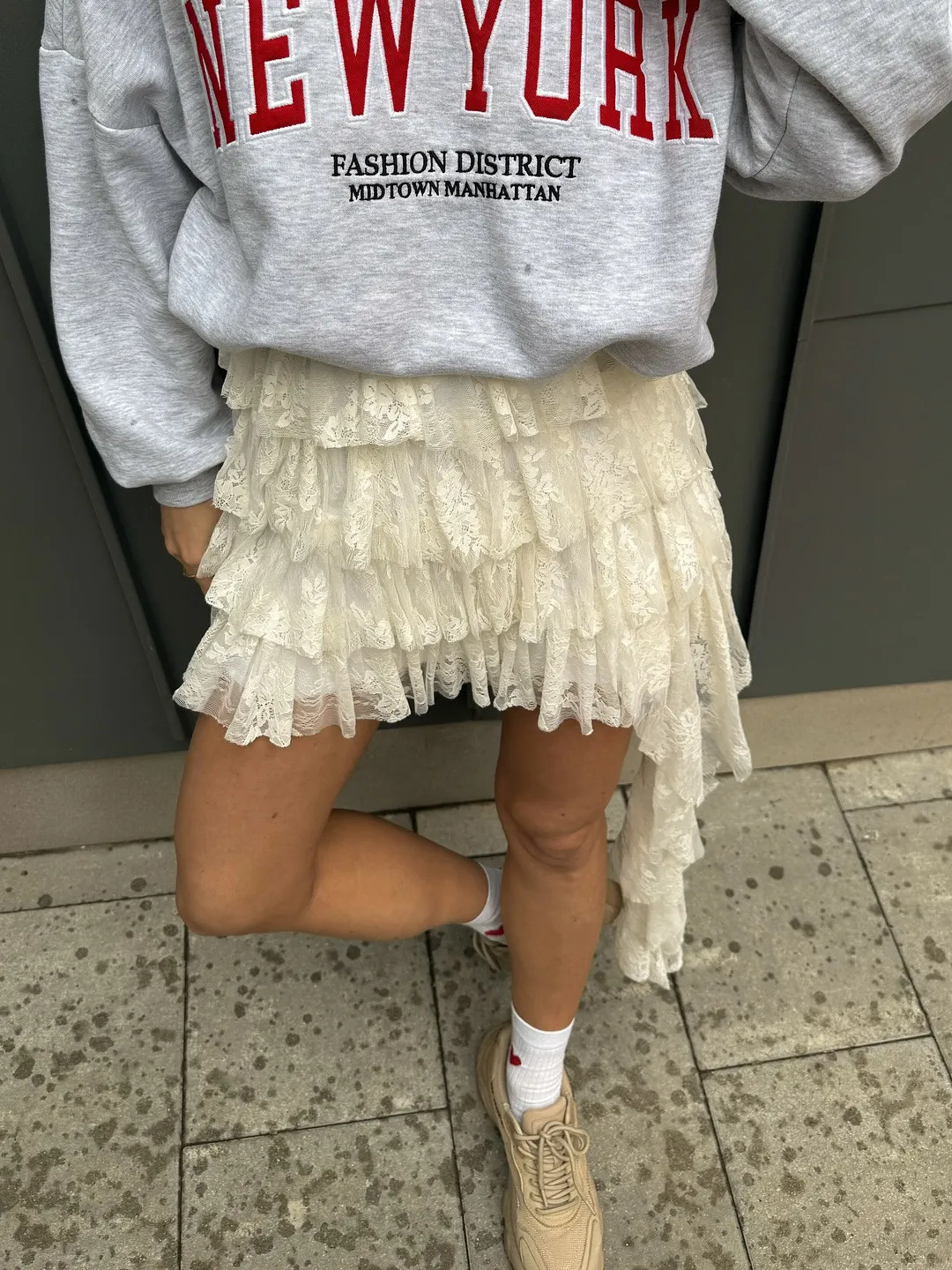 Athvotar Athvotar Personality Irregular Design Feel White Lace Skirt Fashion Hot Girl With Breathable Woman