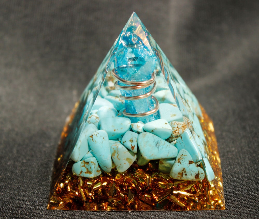

Orgone Pyramid Chakra - Turquoise, 501 Original