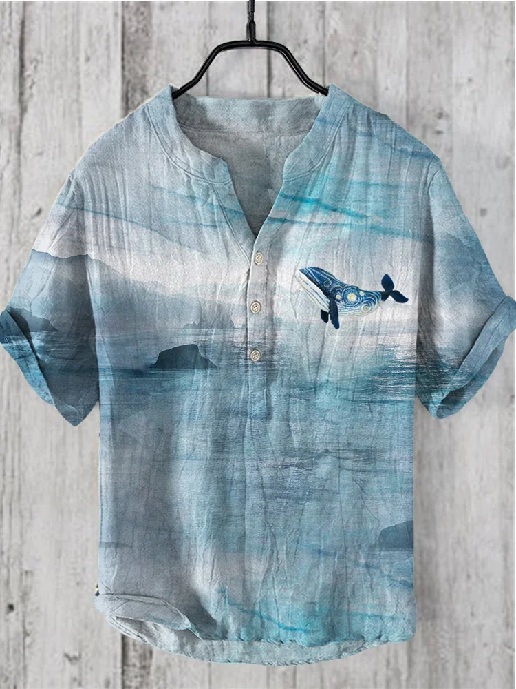 Leinenhemd mit V-Ausschnitt und Meereslandschaft und Wal-Stickmuster