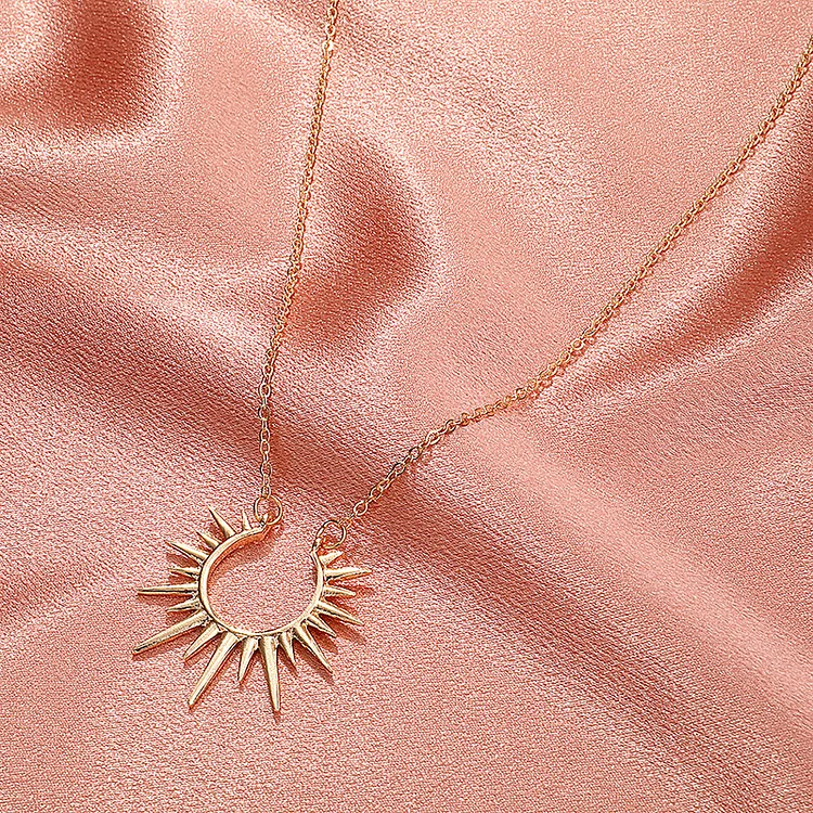 Retro Sunflower Pendant Metal Creative Necklace