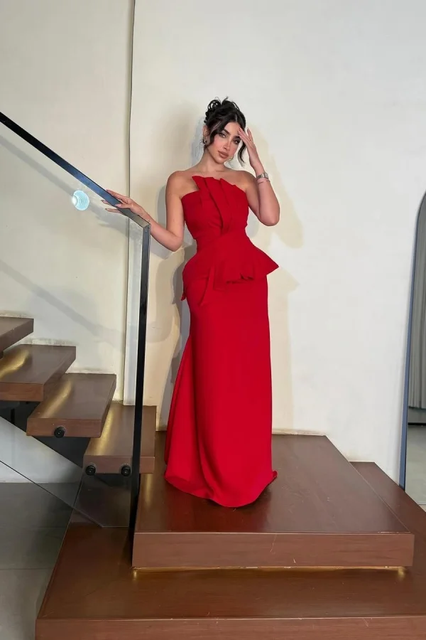 Charming Red Straight Across Sleeveless Pleated Prom Dress YK0032