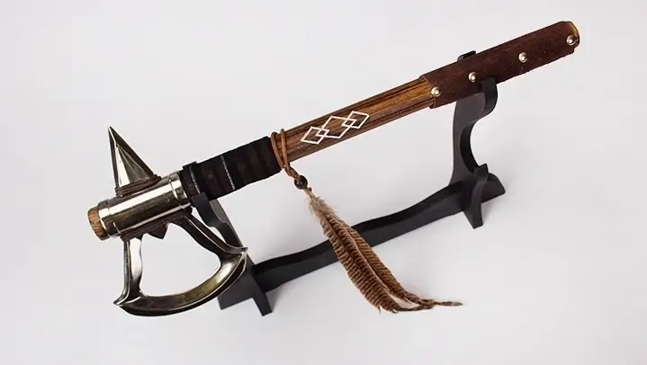 Hidden Blade Assassin's Tomahawk | AC3 Connor image 4