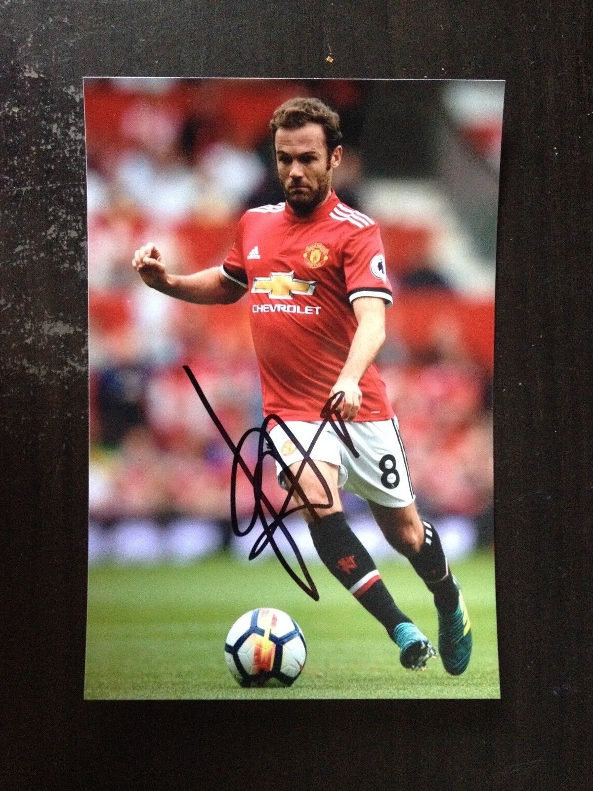 JUAN MATA - MANCHESTER UNITED PLAYER - EXCELLENT SIGNED COLOUR Photo Poster paintingGRAPH