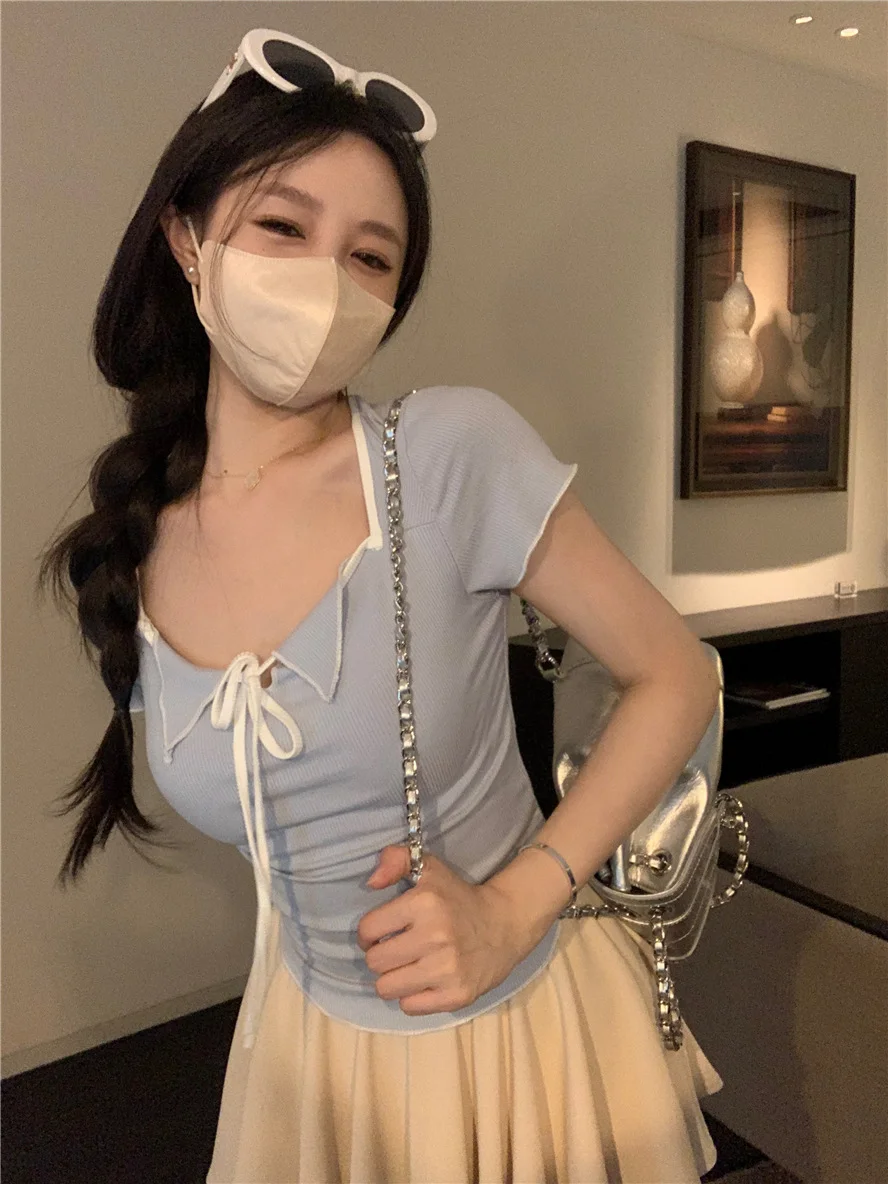 Brownm Brownm Desire Wind Hot Girl Short Sleeved T Shirt Female Minority Short Design Feeling Tight Show Thin Coat Tide