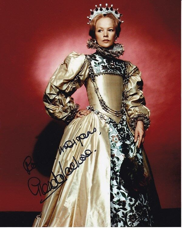 GLENDA JACKSON Signed Autographed ELIZABETH R Photo Poster painting