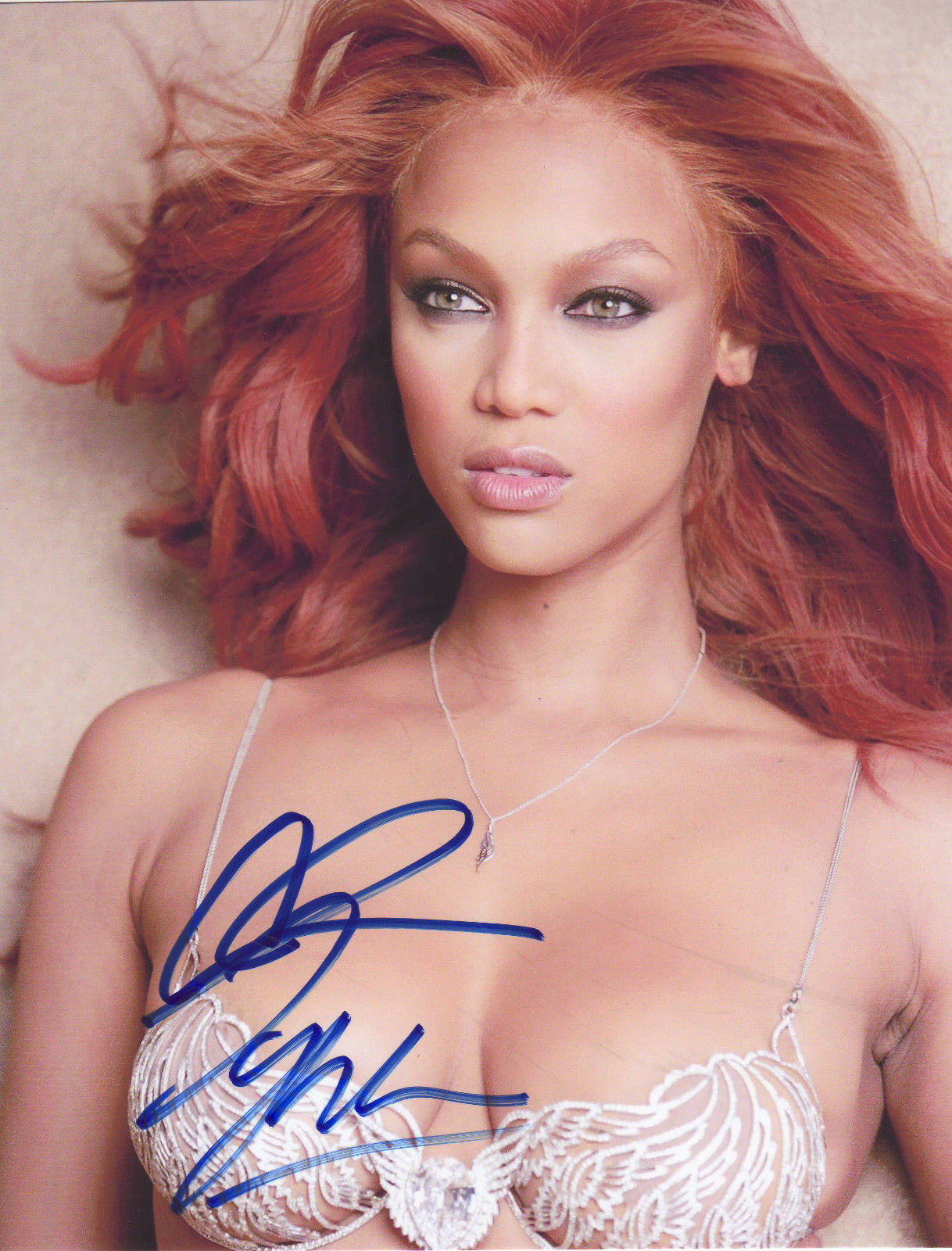 TYRA BANKS AUTOGRAPH SIGNED PP Photo Poster painting POSTER