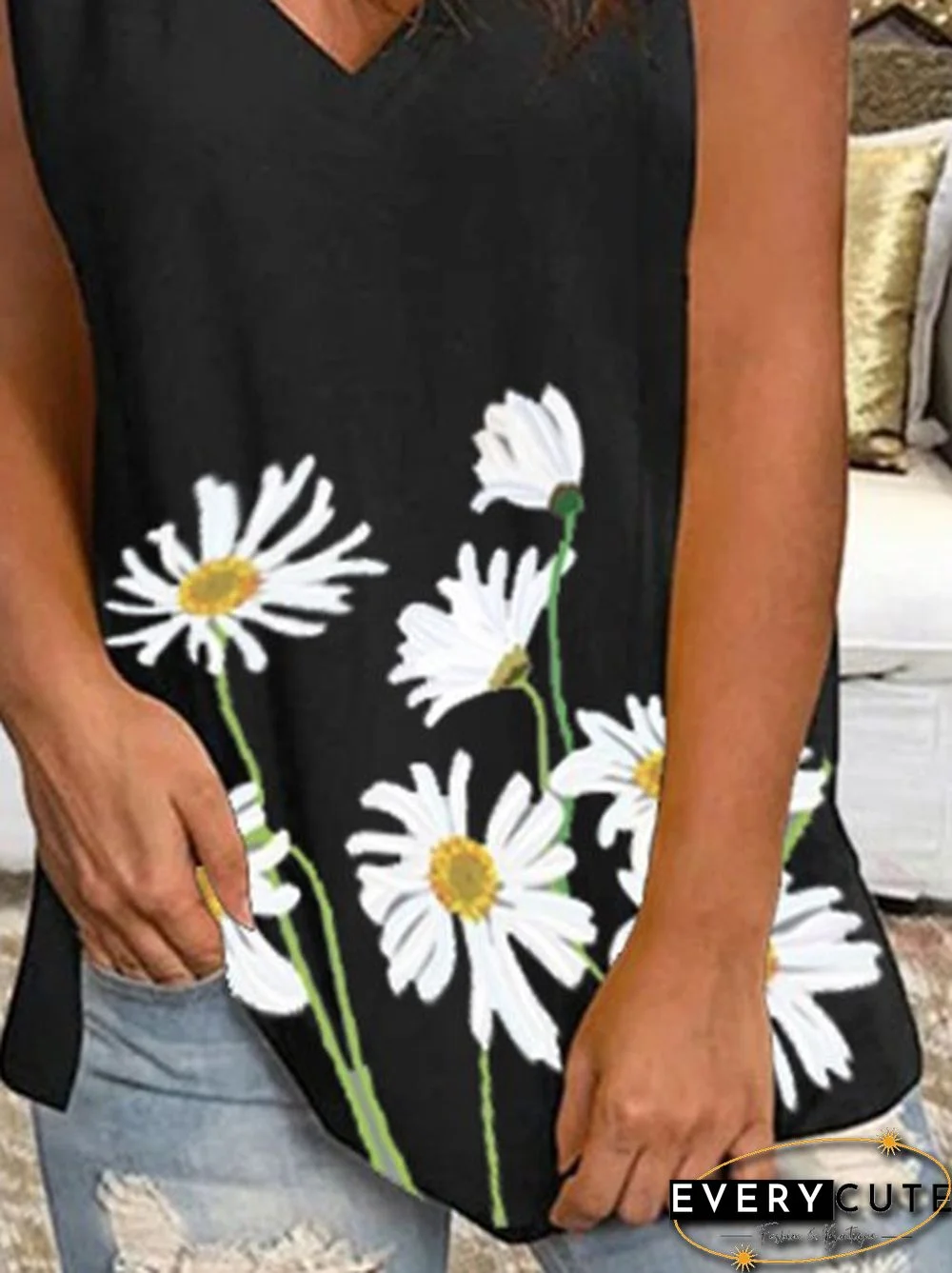 Black Shift Floral Knitted Holiday Tanks & Camis