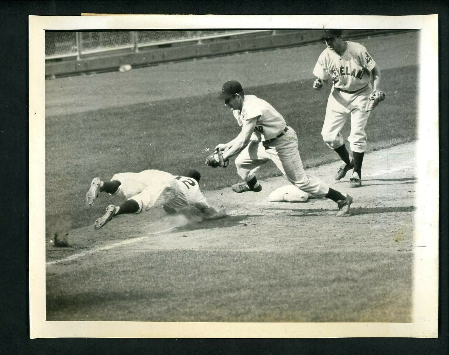 Al Rosen Ray Boone Jerry Coleman 1951 Press Photo Poster painting NY Yankees Cleveland Indians