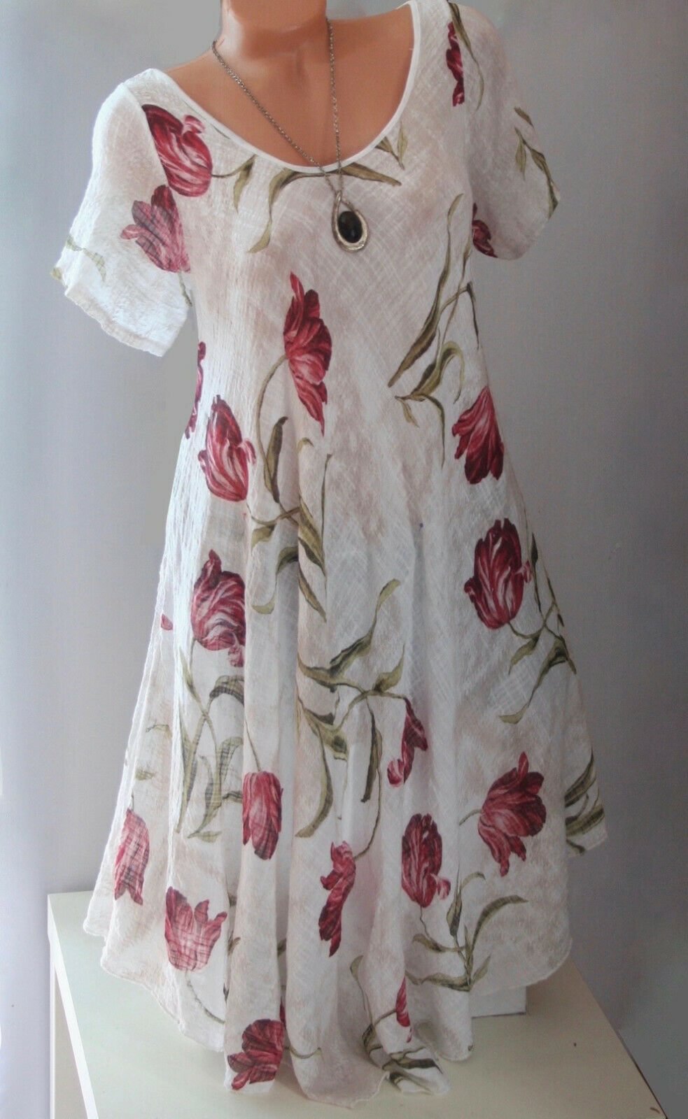 Women Scoop Neck Short Sleeve Printed Dress