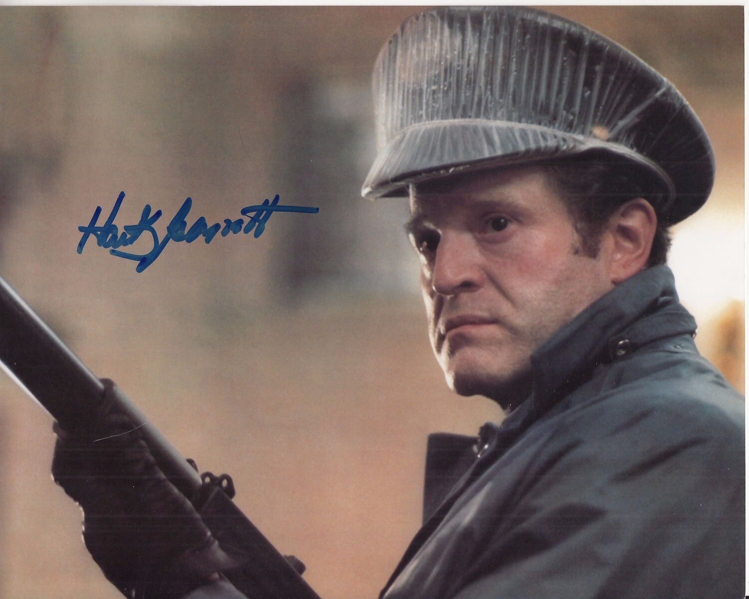 HANK GARRETT hand-signed THREE DAYS OF THE CONDOR 8x10 uacc rd coa MACHINE GUN