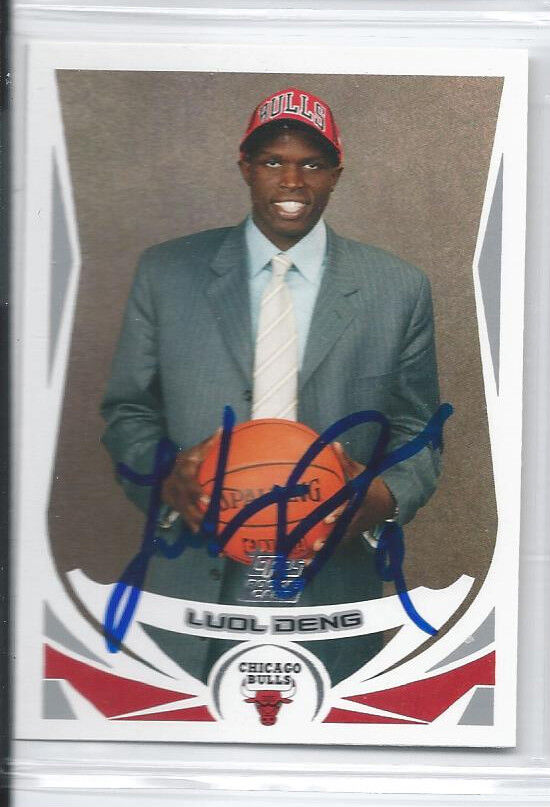 CHICAGO BULLS LUOL DENG SIGNED 04-05 TOPPS ROOKIE CARD W/COA AUTO DUKE NBA