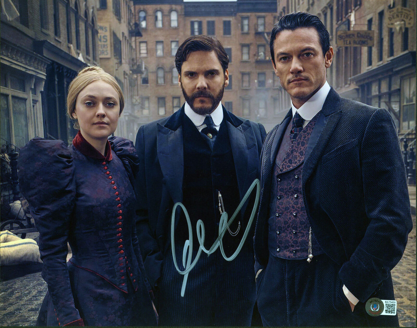 Daniel Brühl The Alienist Authentic Signed 11x14 Photo Poster painting Autographed BAS #BA75450