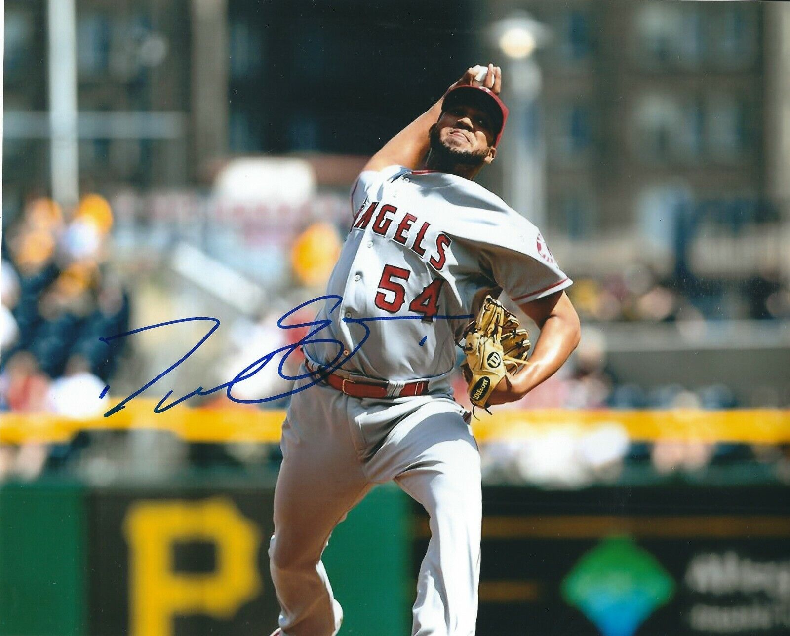 Signed 8x10 DEOLIS GUERRA Los Angeles Angels Autographed Photo Poster painting - COA