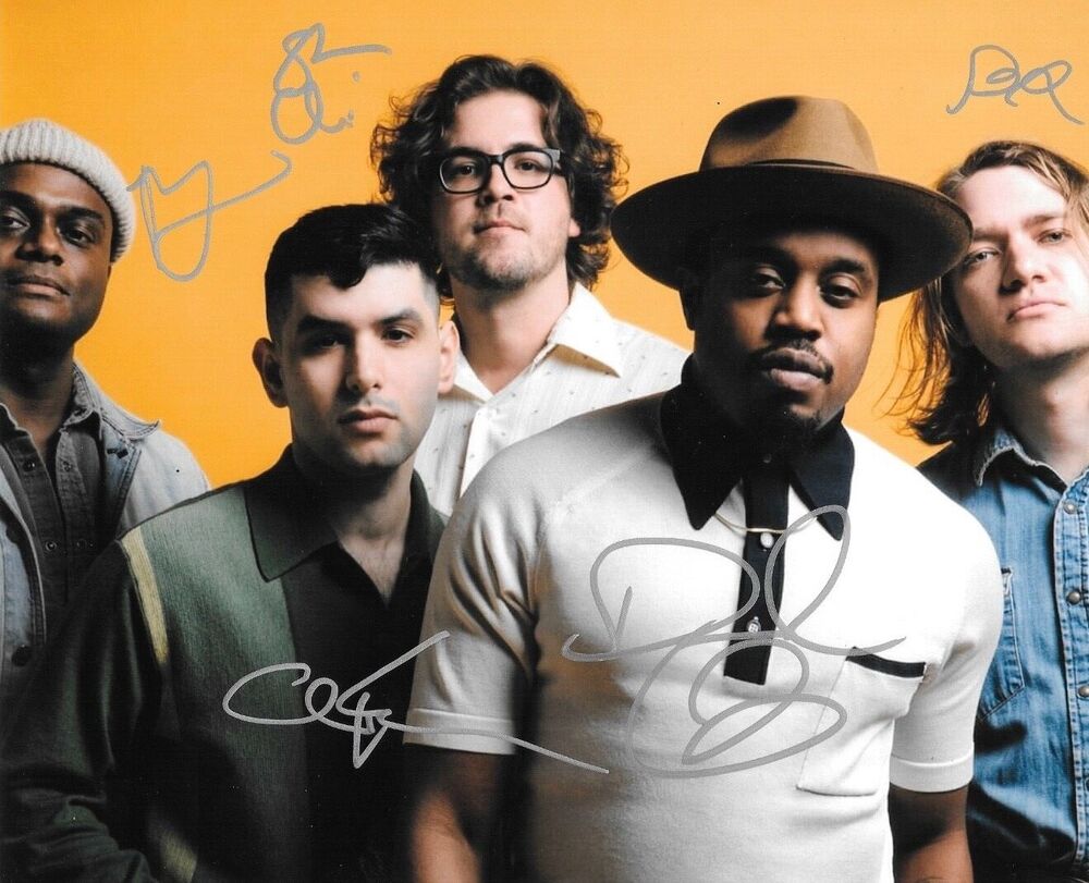 * DURAND JONES & THE INDICATIONS * signed 8x10 Photo Poster painting * IS IT ANY WONDER? * 6