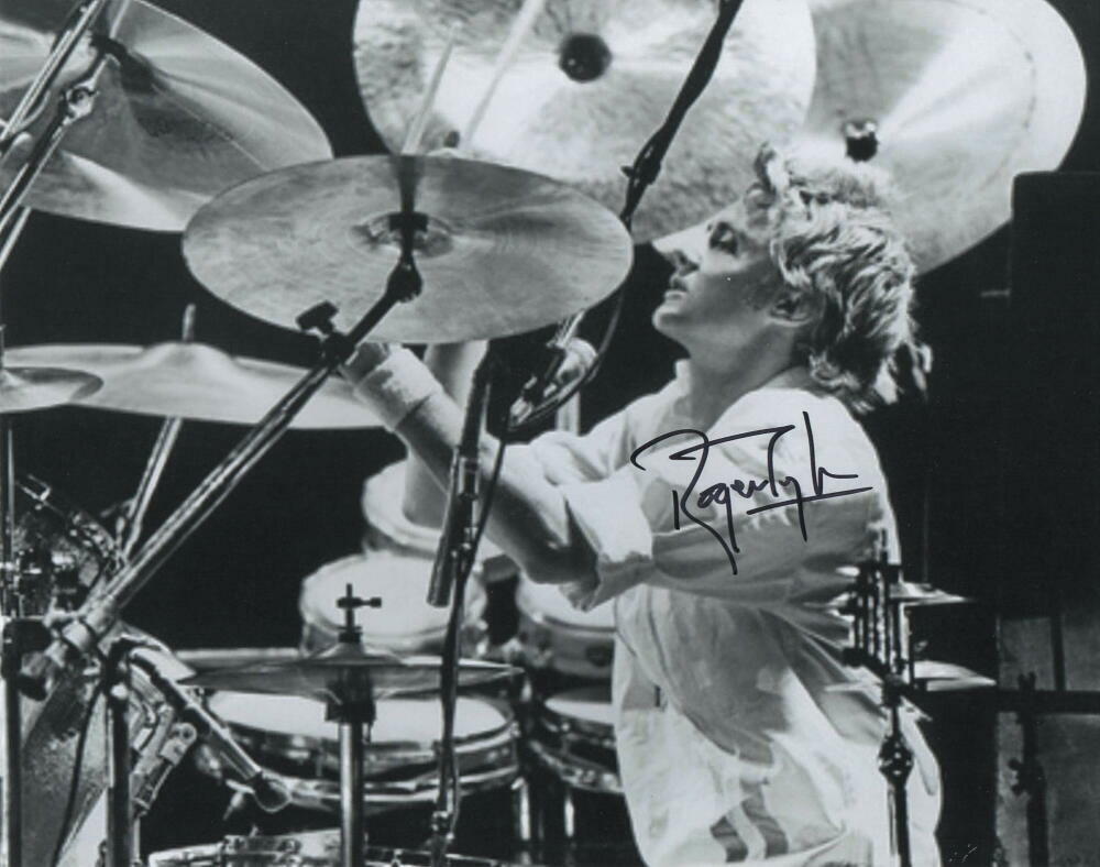 ROGER TAYLOR SIGNED AUTOGRAPH 8X10 Photo Poster painting - LEGENDARY QUEEN DRUMMER, VERY RARE