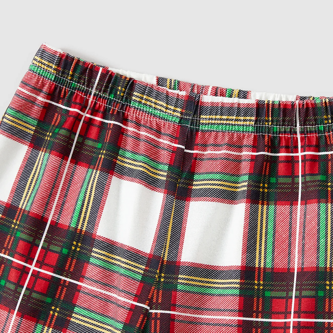 Christmas Merry Grinchmas Letter Printed Contrast Black Sleeve White Top with Red & White &Green Plaid Pants Family Matching Pajamas