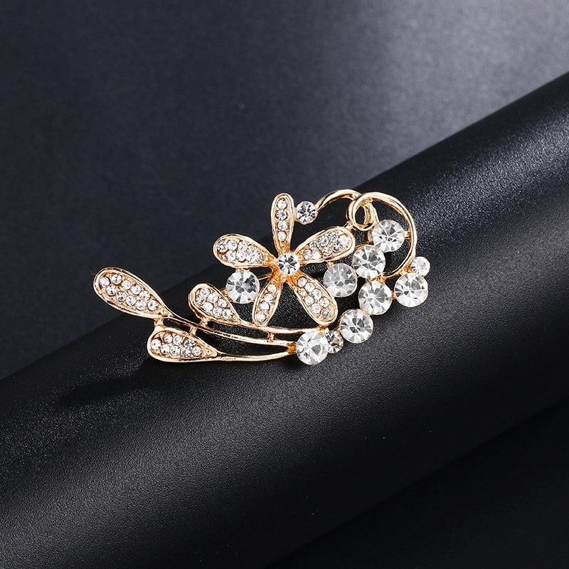 Elegant Pin Leaf Flower Butterfly Alloy Plating Inlay Rhinestones Pearl Women’S Brooches