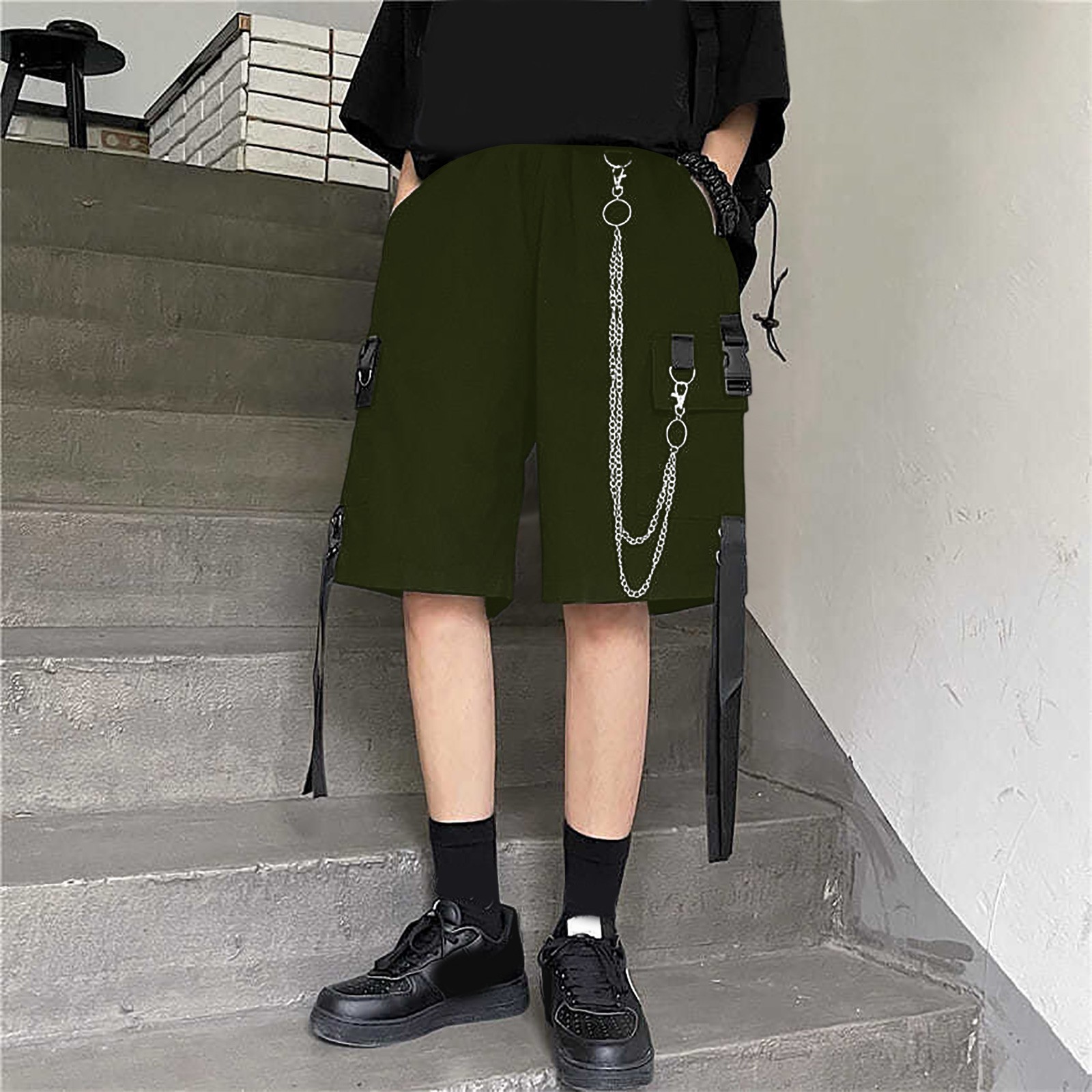 Tomroads Emo Cargo Shorts Women Summer Beach Shorts With Chain Hip Hop Punk Streetwear Casual Aesthetic Female Sportswear Black Brown