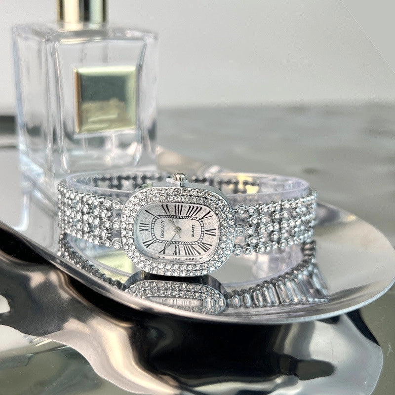 Minimalist Geometric Jewelry Buckle Quartz Women’s Watches