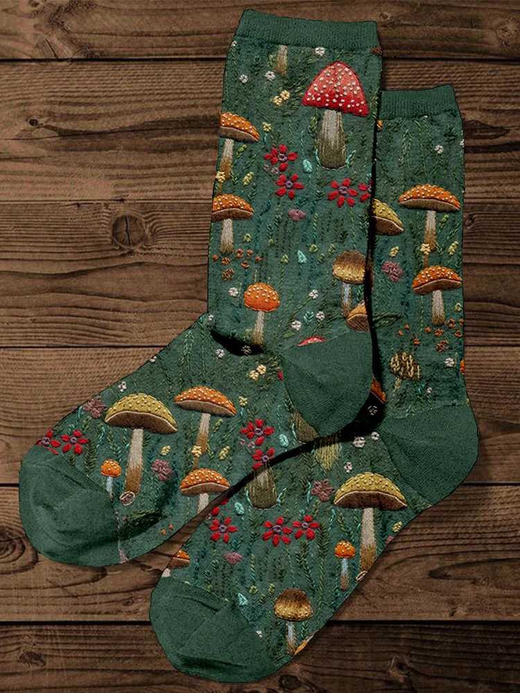 Comstylish Cute Mushroom Embroidery Art Comfy Socks