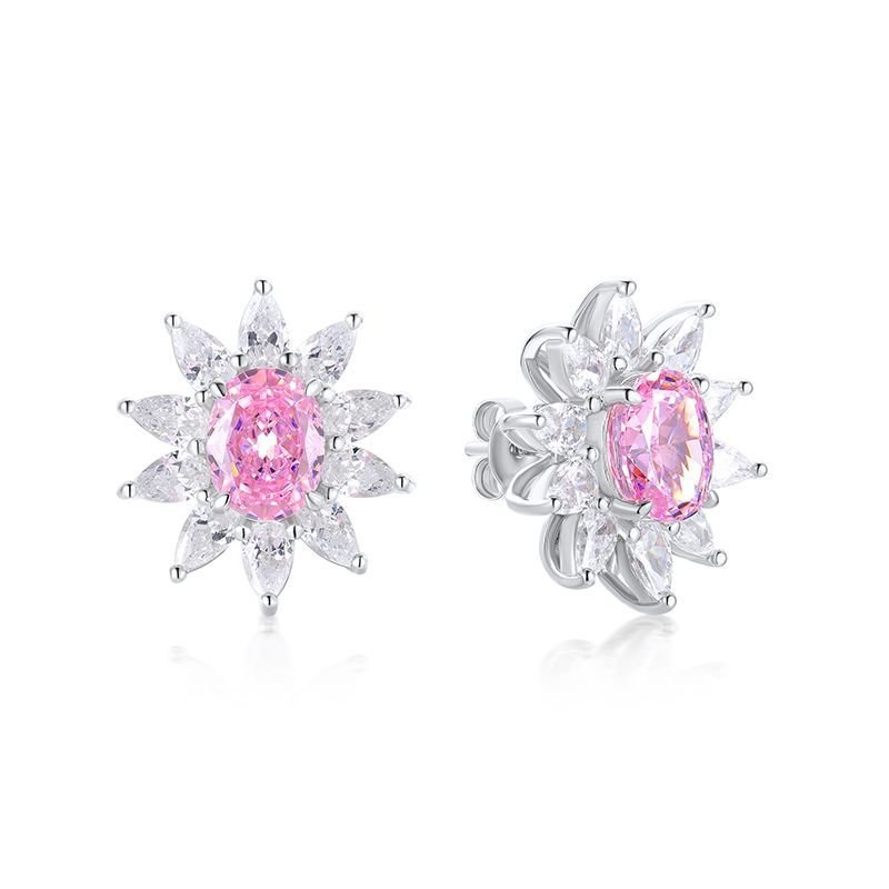 Lab-Grown Diamonds 3.2CT.  Earrings