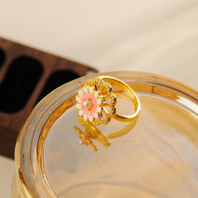 Copper 18K Gold Plated Casual Elegant Luxurious Plating Inlay Chrysanthemum Beads Rings