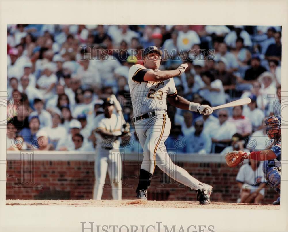 Press Photo Poster painting Bobby Bonilla of the Pittsburgh Pirates at bat - lry20016