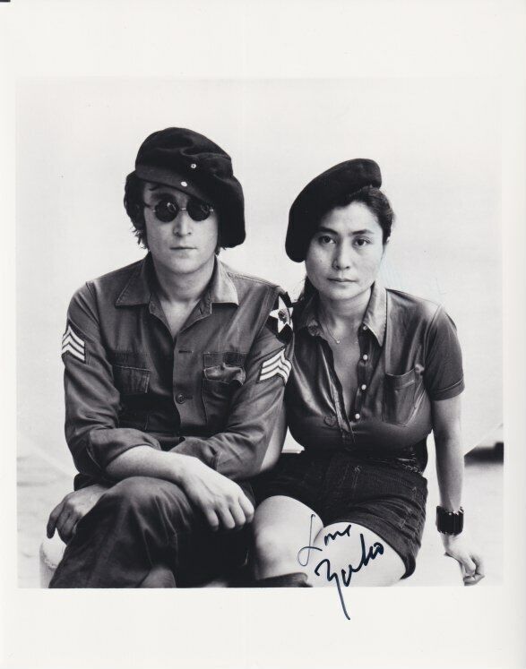 Yoko Ono Lennon signed in-person 8x10 Photo Poster painting