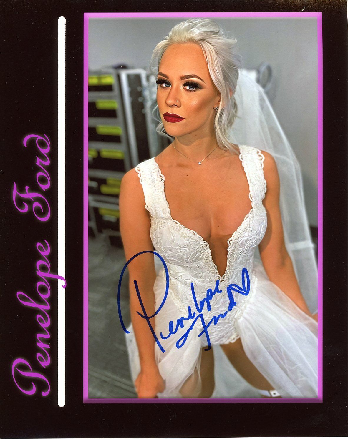 Penelope Ford autographed 8x10 AEW Sexy Hot WWE #11