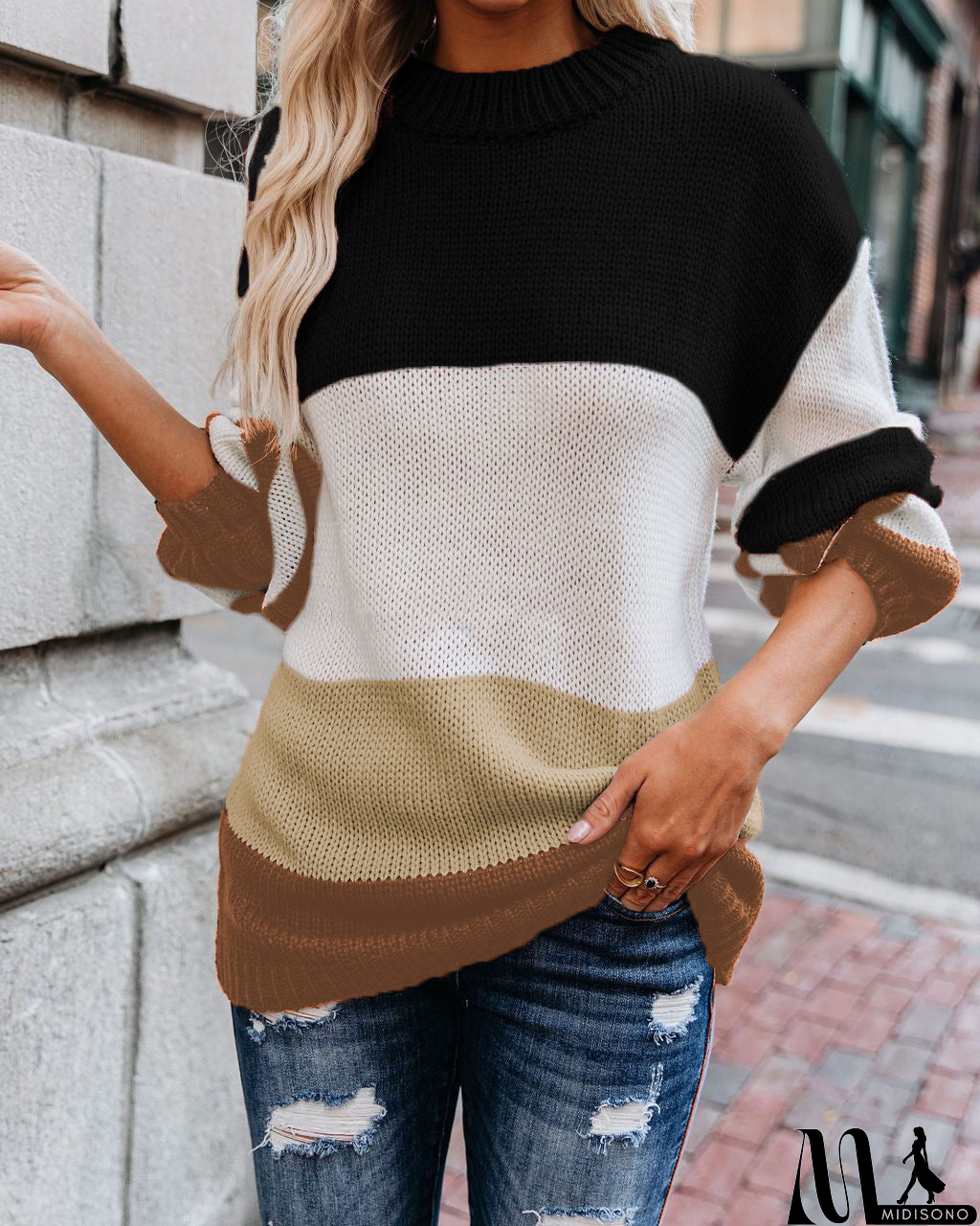 MidiSono - Effortless and Classy winter Sweater