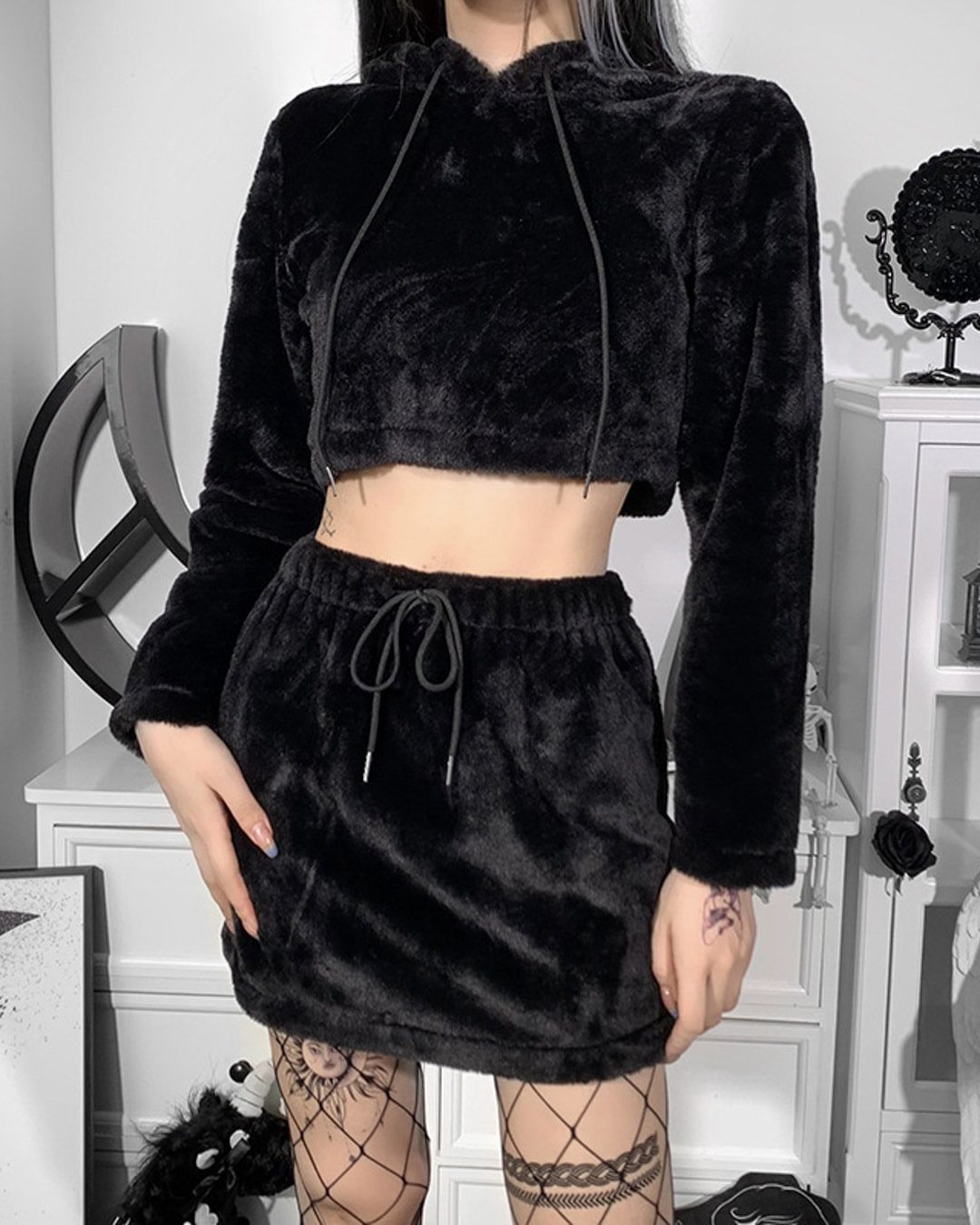 FashionV-FashionV Gothic Black Fuzzy Skirt Set