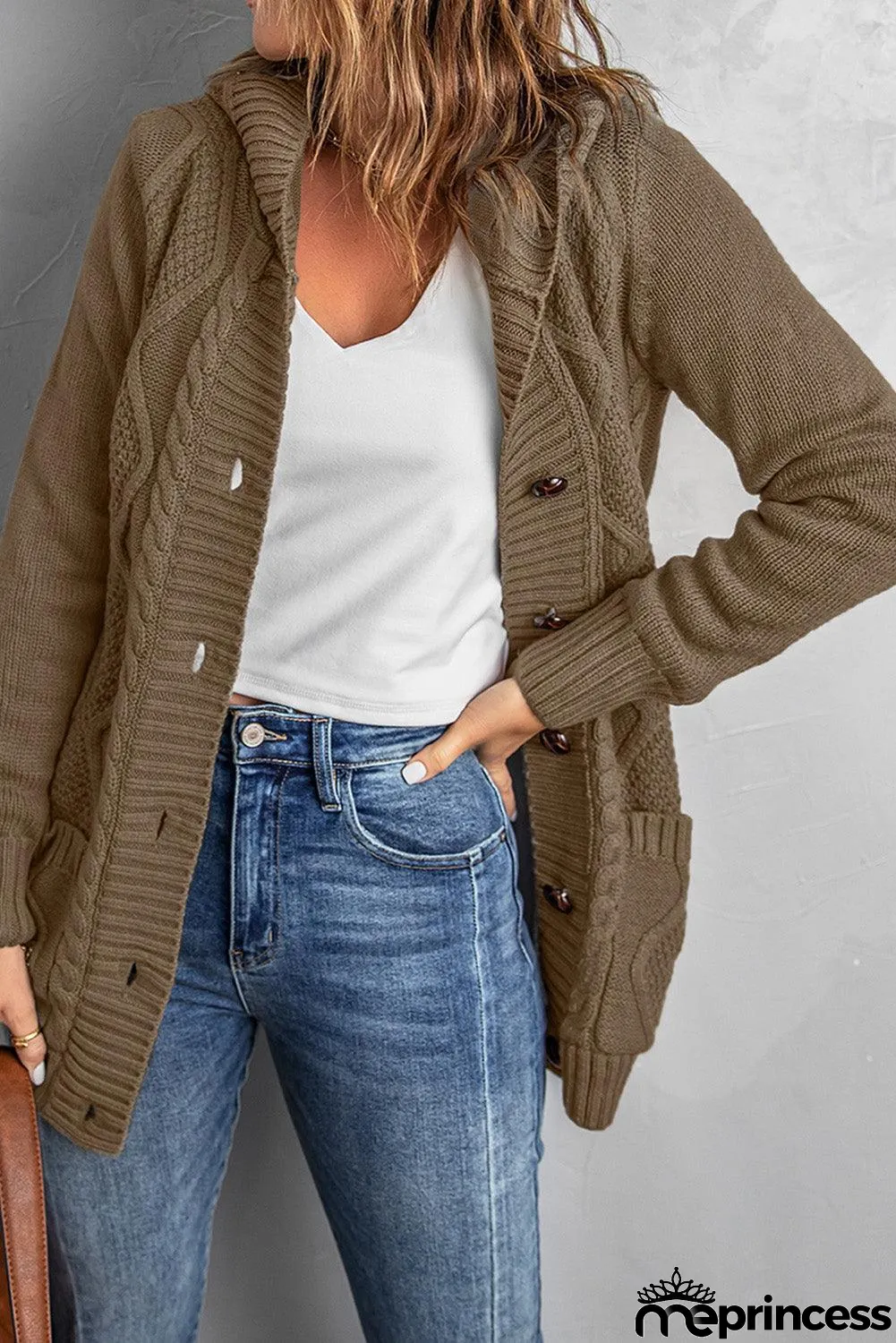 Effortless and Chic Cardigan