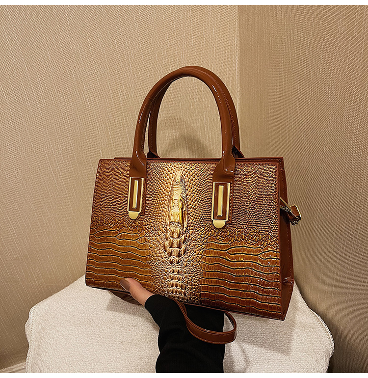 Mature Women's Fashion Handbag Large-capacity Crossbody Bag