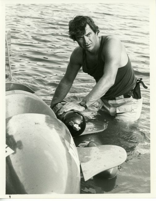 Robert Urich Gavilan Original 7x9 Press Photo Poster painting