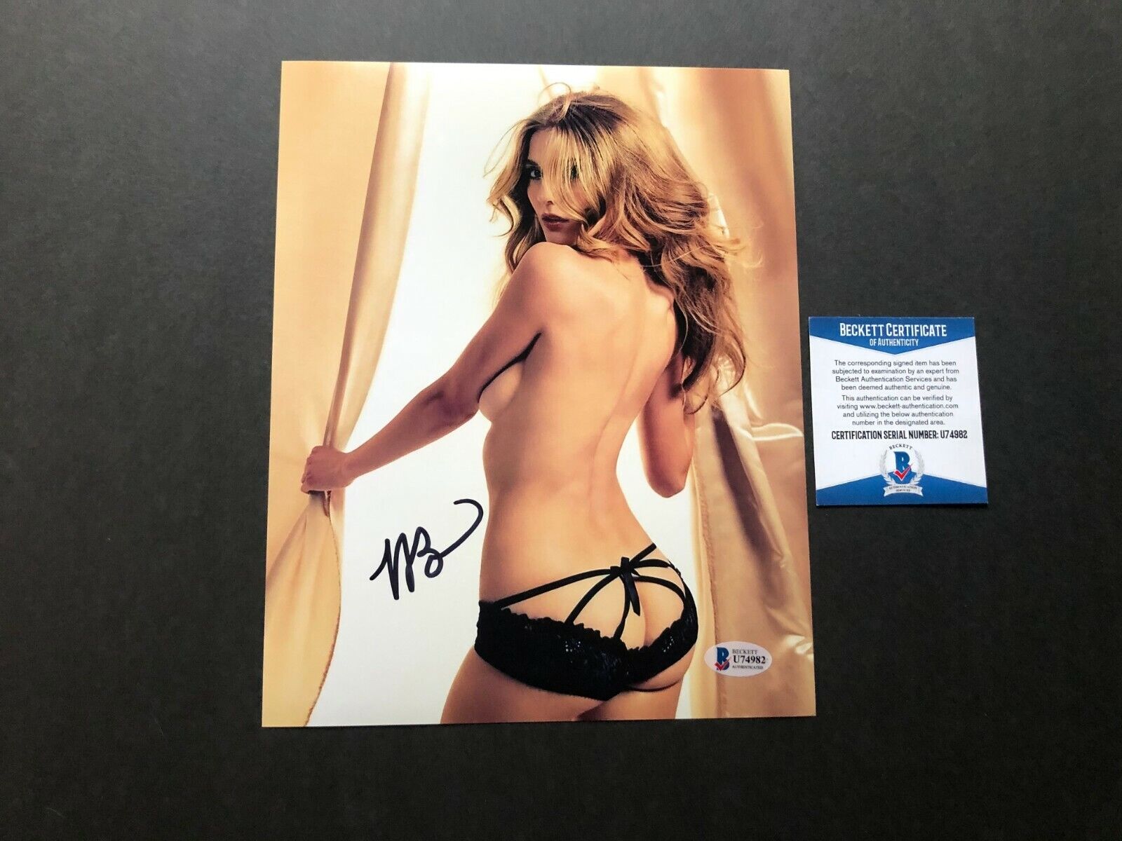 Winter Ave Zoli Hot! signed autographed sexy SOA 8x10 Photo Poster painting Beckett BAS coa