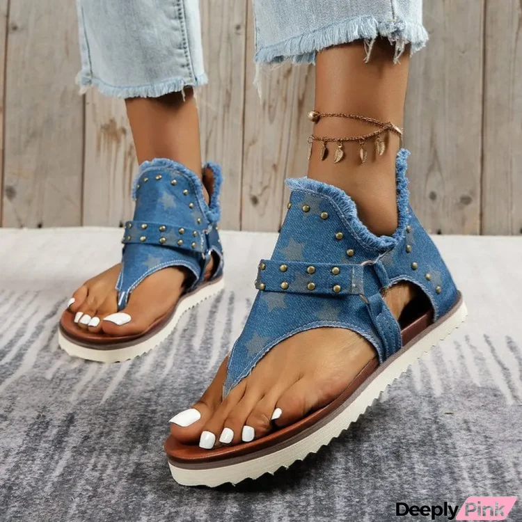 Women's Summer Rivet Flip-flop Flat Fashionable Casual Sandals