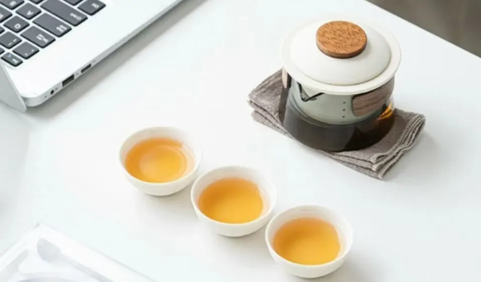 Bring a Tea Set on Your Journey | Portable Travel Tea Sets by FromTea