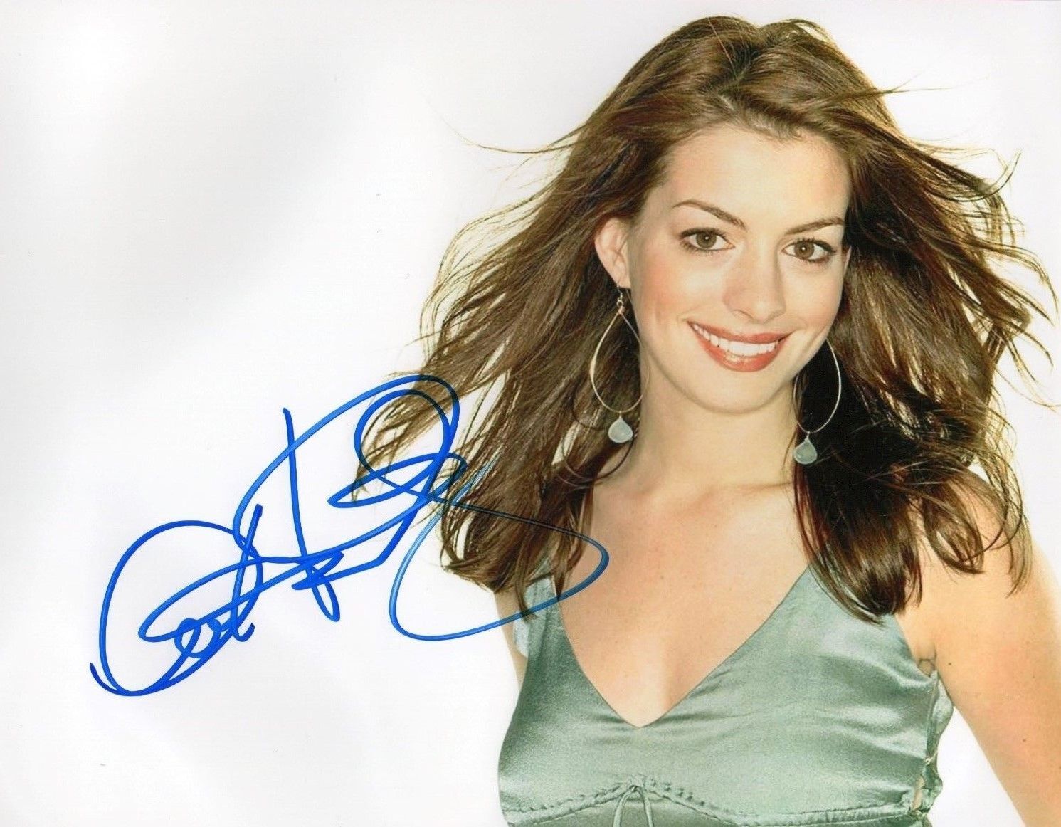 ANNE HATHAWAY AUTOGRAPHED SIGNED A4 PP POSTER Photo Poster painting PRINT 26