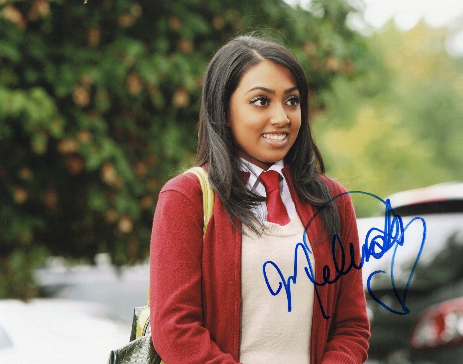 Melinda Shankar Signed 8x10 Photo Poster painting w/COA Degrassi Alli Bhandari #1