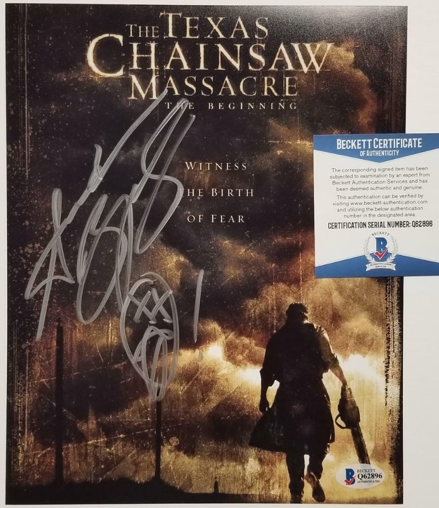 Andrew Bryniarski signed Texas Chainsaw Massacre 8x10 Photo Poster painting #2 ~ Beckett BAS COA